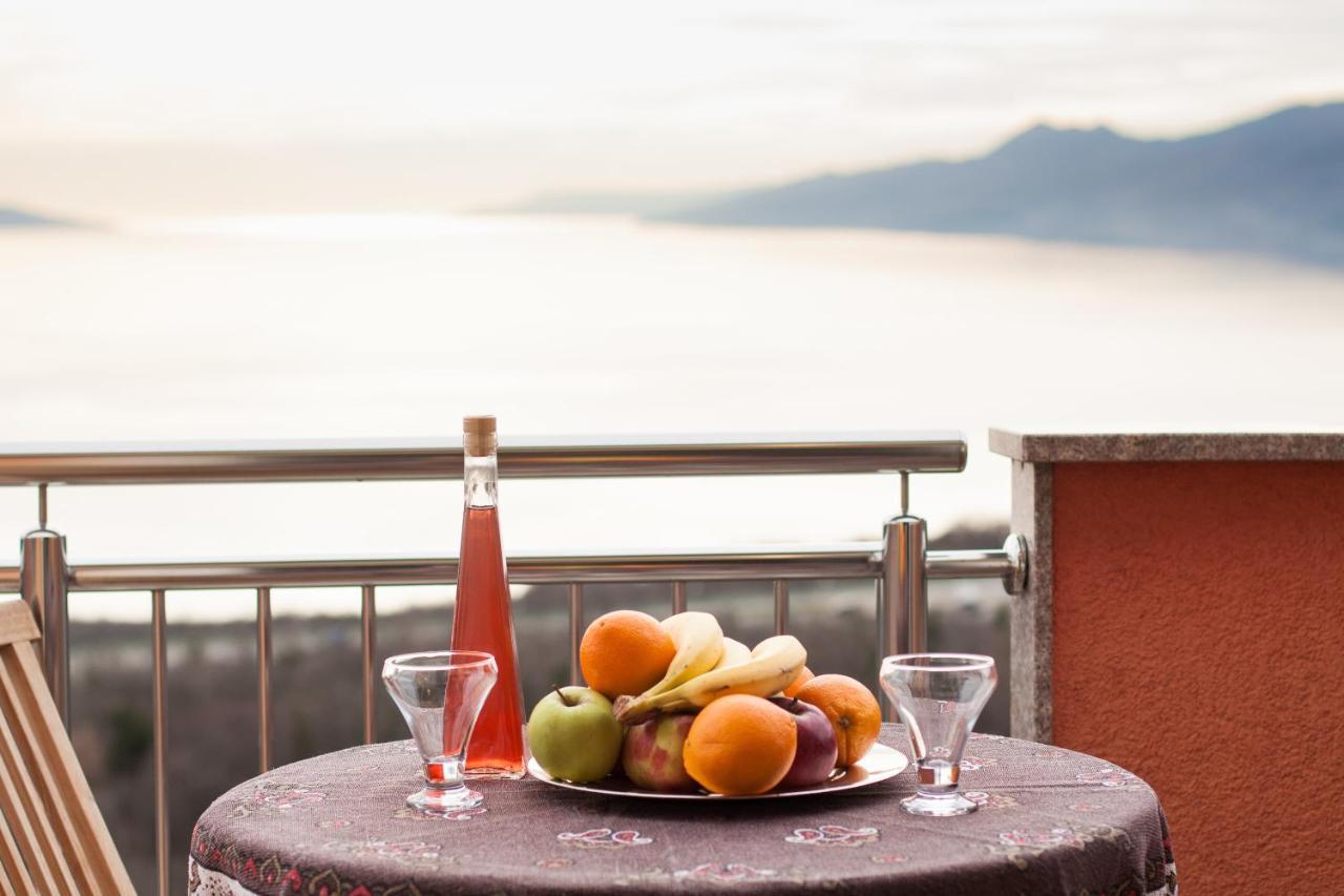 Apartments Adria Blue 카스타브 객실 사진