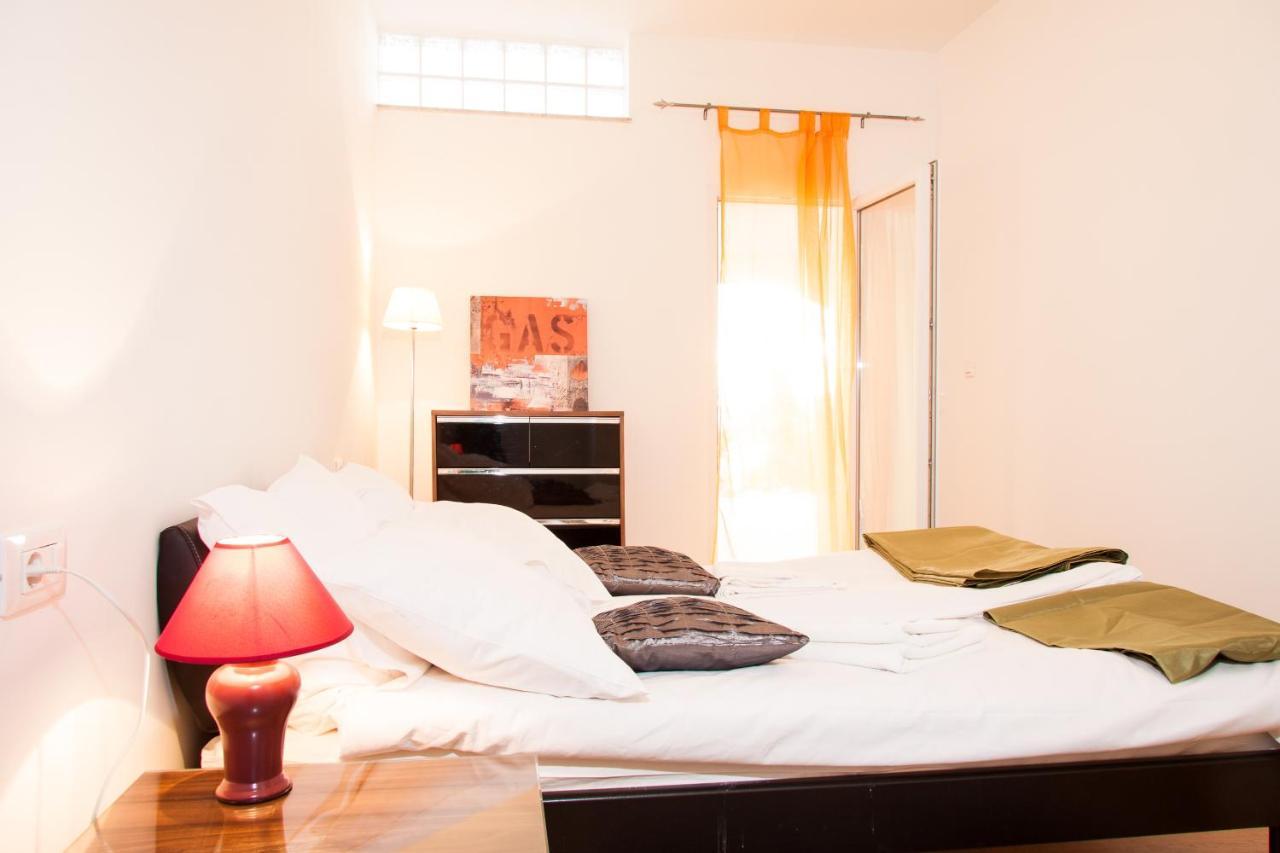 Apartments Adria Blue 카스타브 객실 사진