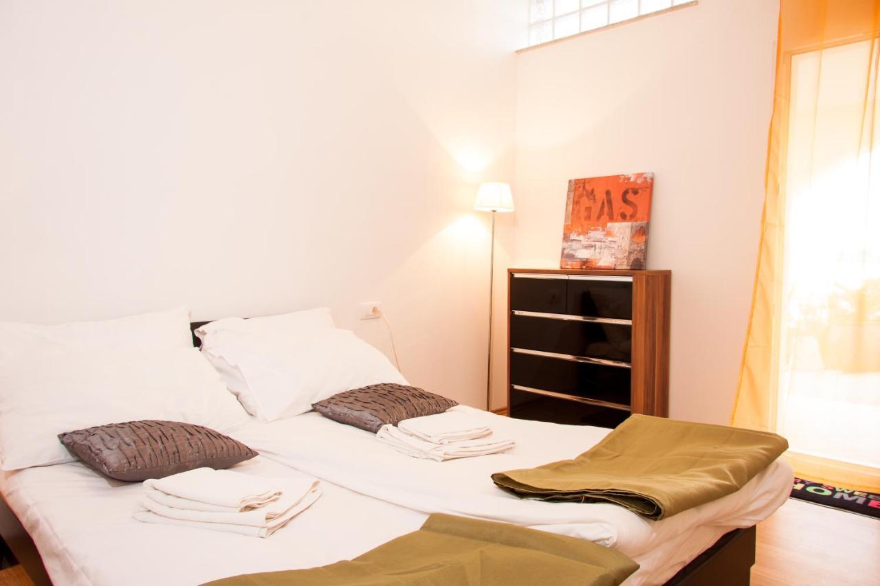 Apartments Adria Blue 카스타브 객실 사진